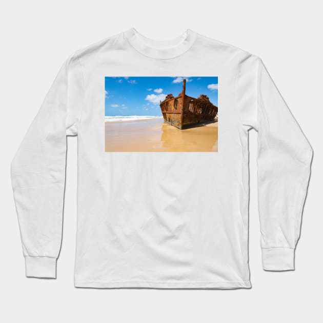 Shipwreck, Maheno rusting hulk grounded on Fraser Island. Long Sleeve T-Shirt by brians101